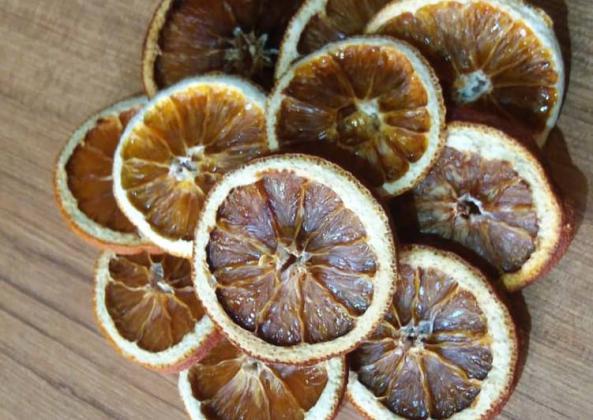خواص انواع میوه خشک شده پرتقال